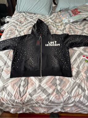 Lost Intricacy Men’s Black Zip Up Rhinestone Hoodie size L
